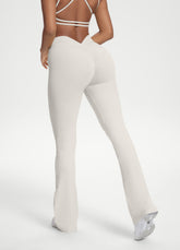 Scrunch Back Flared Leggings