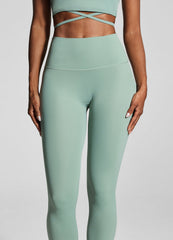 High-Waisted ⅞ Leggings