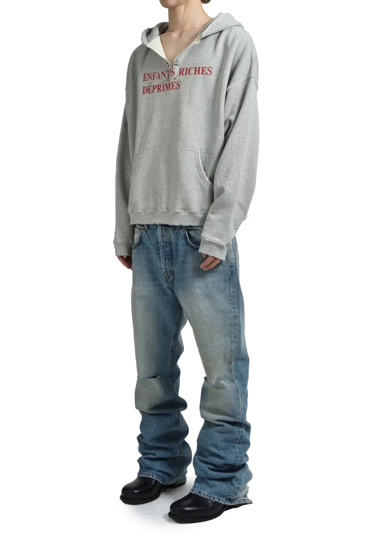 Erd25ss melancholic rich second-generation washed, worn, cut, damaged, mud dyed, slightly flared, loose jeans