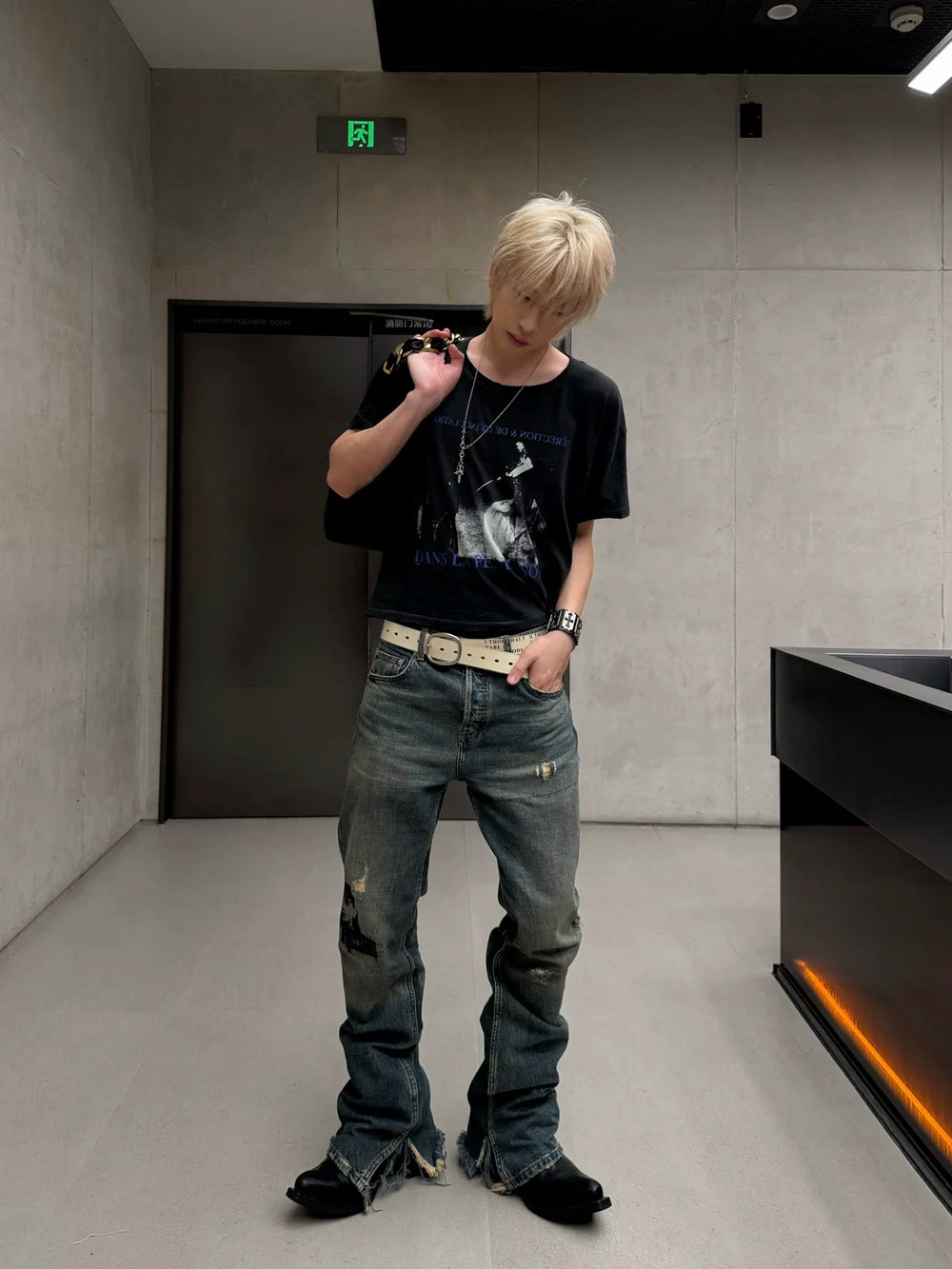 Cousin produces ERD melancholic rich second-generation six pointed star patch, distressed distressed, washed retro micro flared jeans